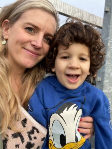 Mariëlle Vos with her son. Potty training consultant at Go Potty®. Mother and son.